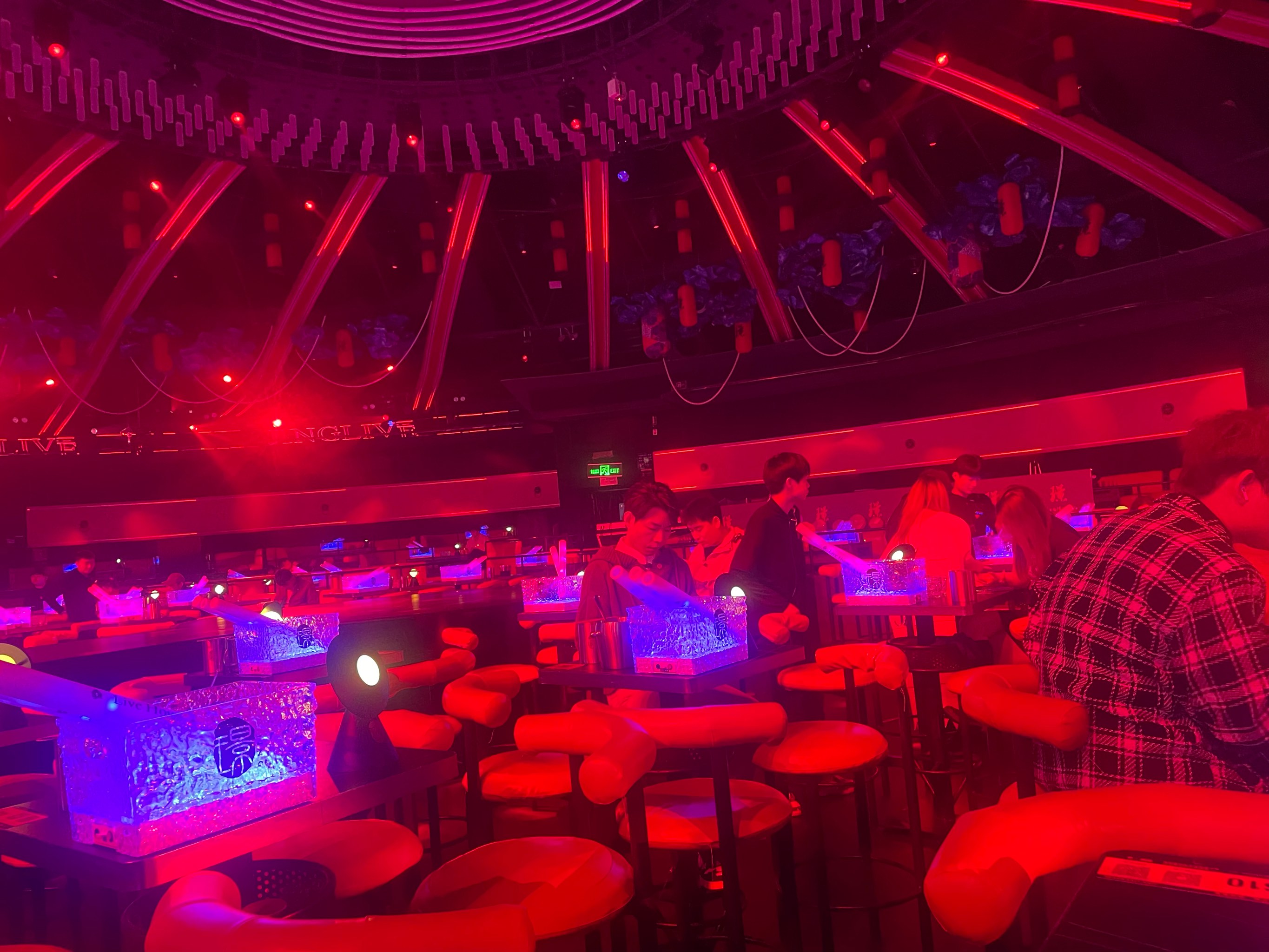 本溪商务ktv尽享尊贵商务ktv体验-明山区ktv预订